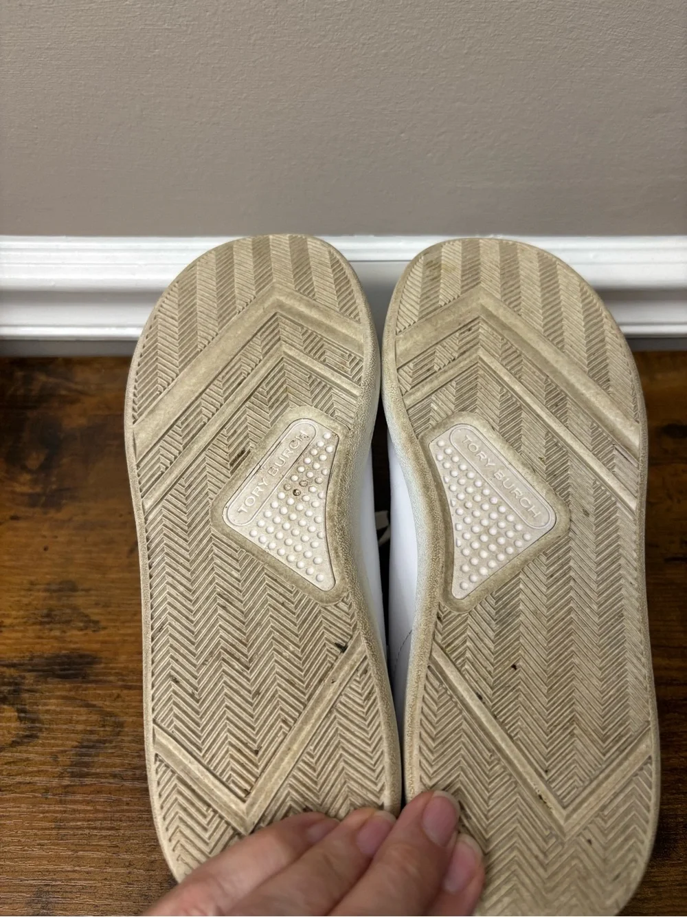 Tory Burch Howell White Leather Low-Top Court Sneakers, 8.5